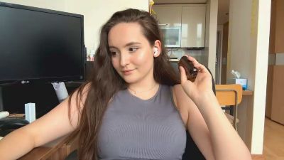 emillycarter webcam model stream image