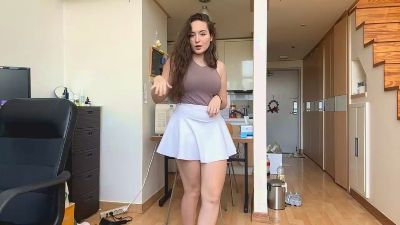 emillycarter webcam cam4 model stream image