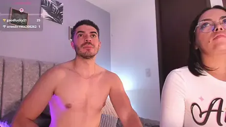 AxelandLara webcam model stream image