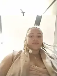 SirenRouge_69 webcam model stream image