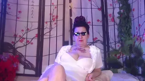 NightOrhideya webcam model stream image