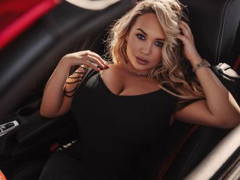 LolaSwanson webcam livejasmin model stream image