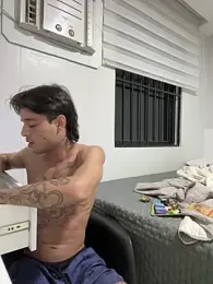 RuffItadori webcam model stream image