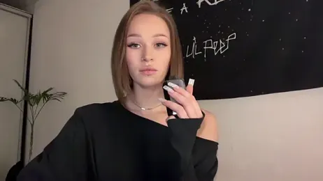 ur_molly webcam stripchat model stream image