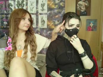 MagicalLouu webcam model stream image