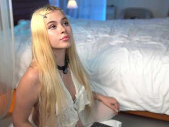 sashahoneyvice webcam bongacams model stream image