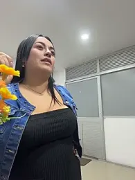 LIZ-06_ webcam model stream image