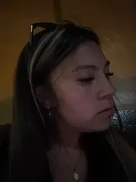 LIZ-06_ webcam model stream image