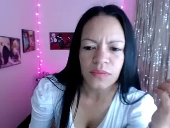 Cristal_w webcam model stream image