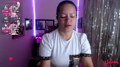 Cristal_w webcam model stream image