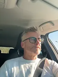 Axl_hot webcam model stream image