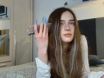 BrokenDoll666 webcam model stream image