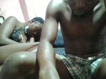 Spiceycouple webcam bongacams model stream image