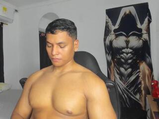 Karl Mendez webcam model stream image
