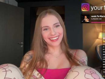 VikkiExtraCheese webcam bongacams model stream image