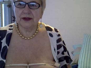 SweetCherry00 webcam model stream image
