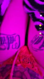 whorekinga webcam model stream image