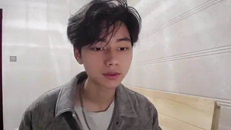 XX-XIUXIU webcam model stream image