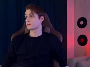 debugmee webcam model stream image