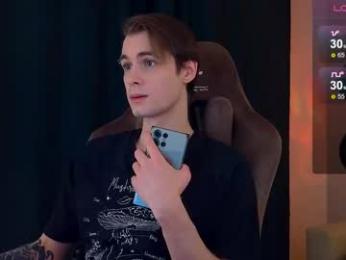 debugmee webcam model stream image