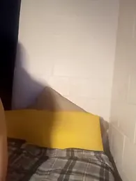 k1oudE webcam model stream image