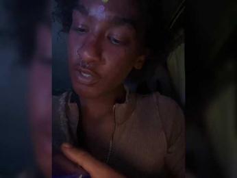 therayerevealed webcam model stream image