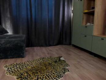 Shanita-moon webcam model stream image