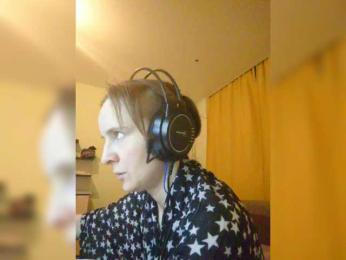 Magretta_Dering webcam model stream image