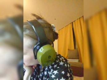 Magretta_Dering webcam model stream image