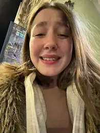 Sophie_Avory webcam model stream image