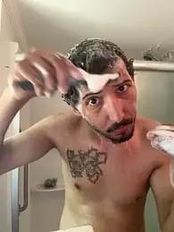 ThrowedWorldWide webcam model stream image