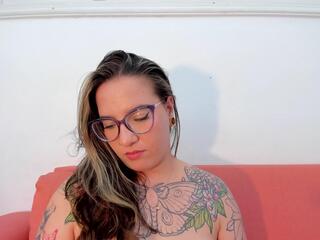 Deva Blue webcam model stream image