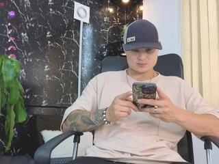 Allanx Ferrer webcam model stream image