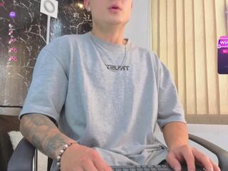 Allanx Ferrer webcam model stream image