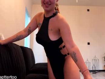 chaptertoo webcam model stream image