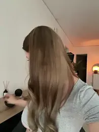 MaribelRiver webcam model stream image