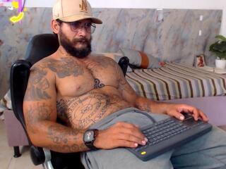 Hanz Col webcam model stream image