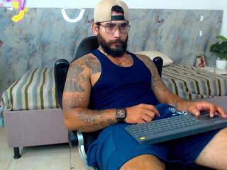 Hanz Col webcam model stream image