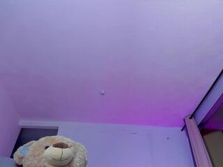 Mia Rose webcam model stream image