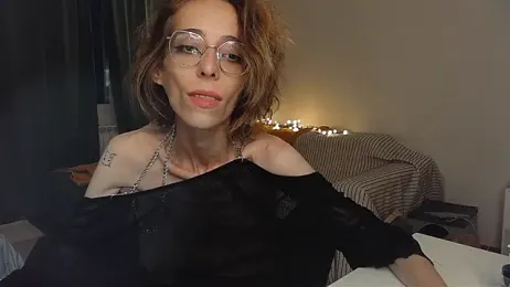 amber_quell_here webcam model stream image