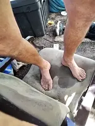 Cloudin_around webcam model stream image