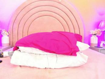 KikiiSweet webcam model stream image