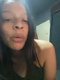 OrianaXclusive webcam model stream image