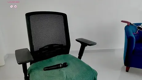 _neesha_414_ webcam model stream image