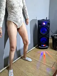 Minike75 webcam model stream image