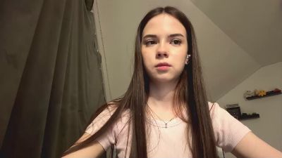 HertaMcginley webcam cam4 model stream image