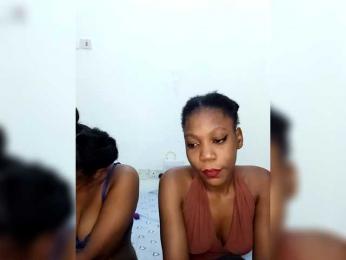 Ebbonyrakael webcam model stream image