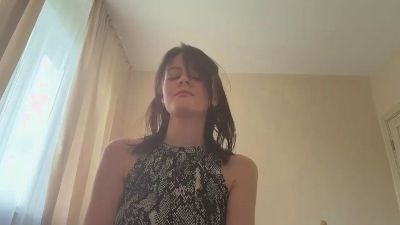 JuleThreets webcam model stream image