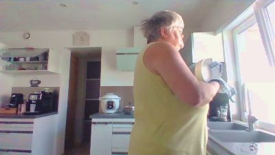 lunaria webcam model stream image