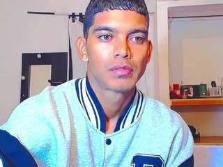 themykeone webcam camsoda model stream image